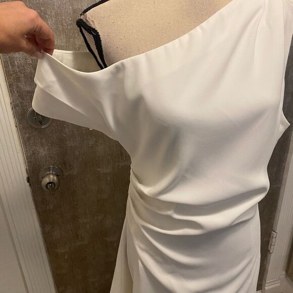 NWT Elliatt dress, M - Picture 6 of 15